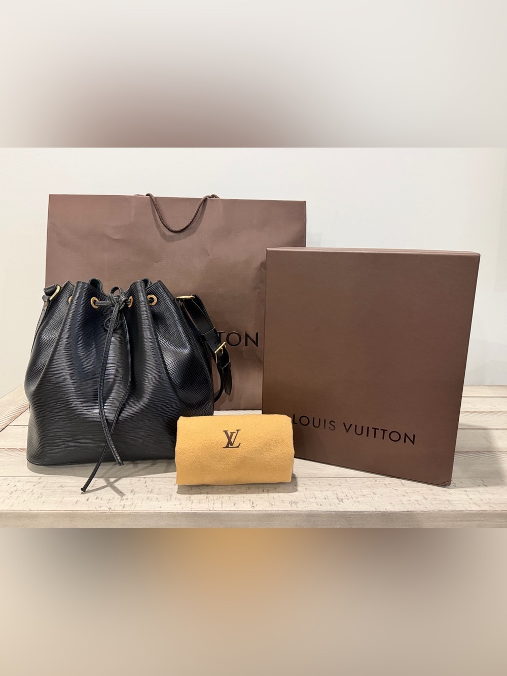 Louis Vuitton Petit Noe Epi Leather Black